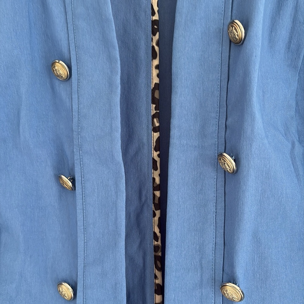 Blazer - Picture 5 of 6